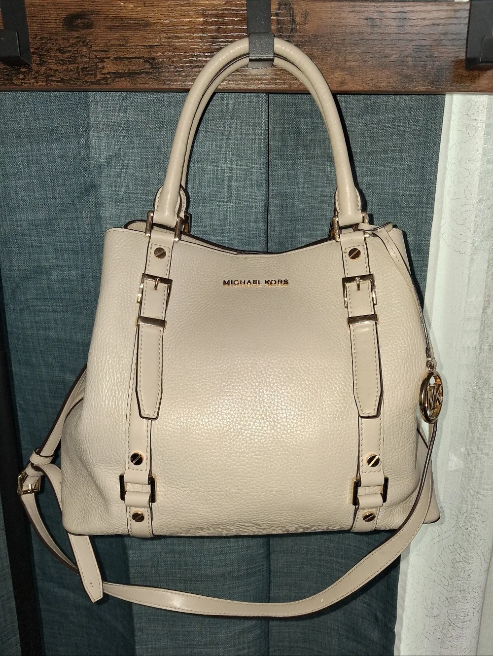 MICHAEL KORS Cream Pebbled Leather Shoulder Satchel